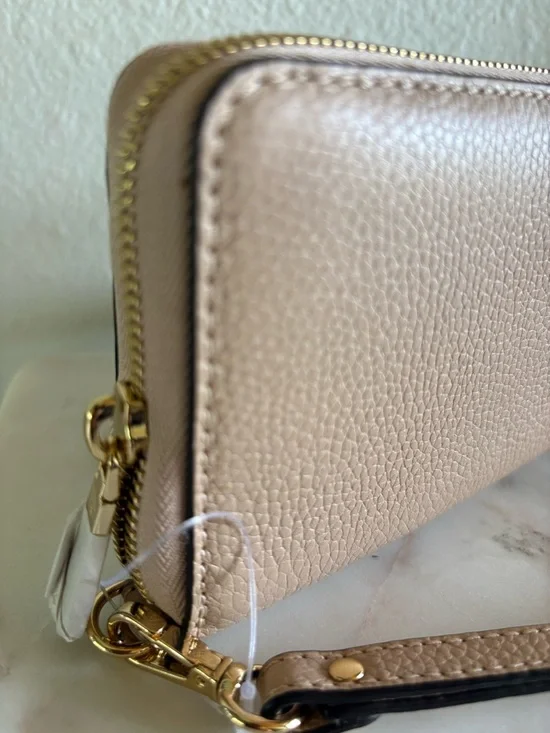 Michael Kors Pale Blush Zip-Around Wallet with Gold Hardware - Picture 3 of 7